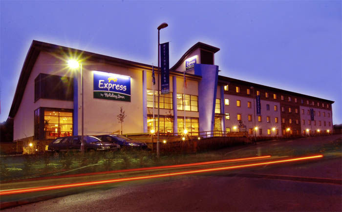 Holiday Inn Express Walsall M6, J10, An Ihg Hotel Zewnętrze zdjęcie